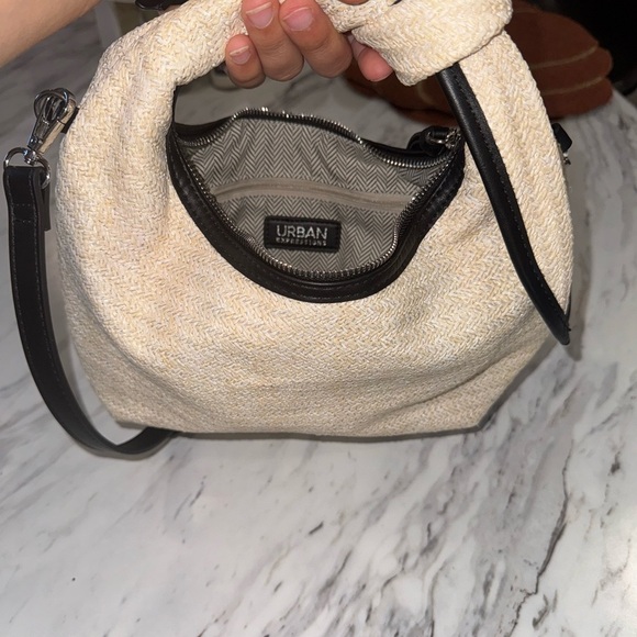NWT Urban Expressions Beige and Black Crossbody Bag - Picture 9 of 16
